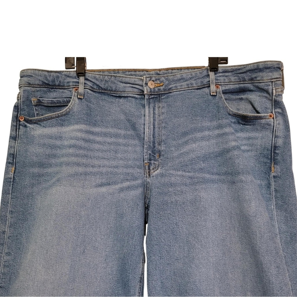 Old Navy Maren High-Waisted Sky-Hi Wide-Leg Jeans Size 22 (Waist-44") - Picture 4 of 9